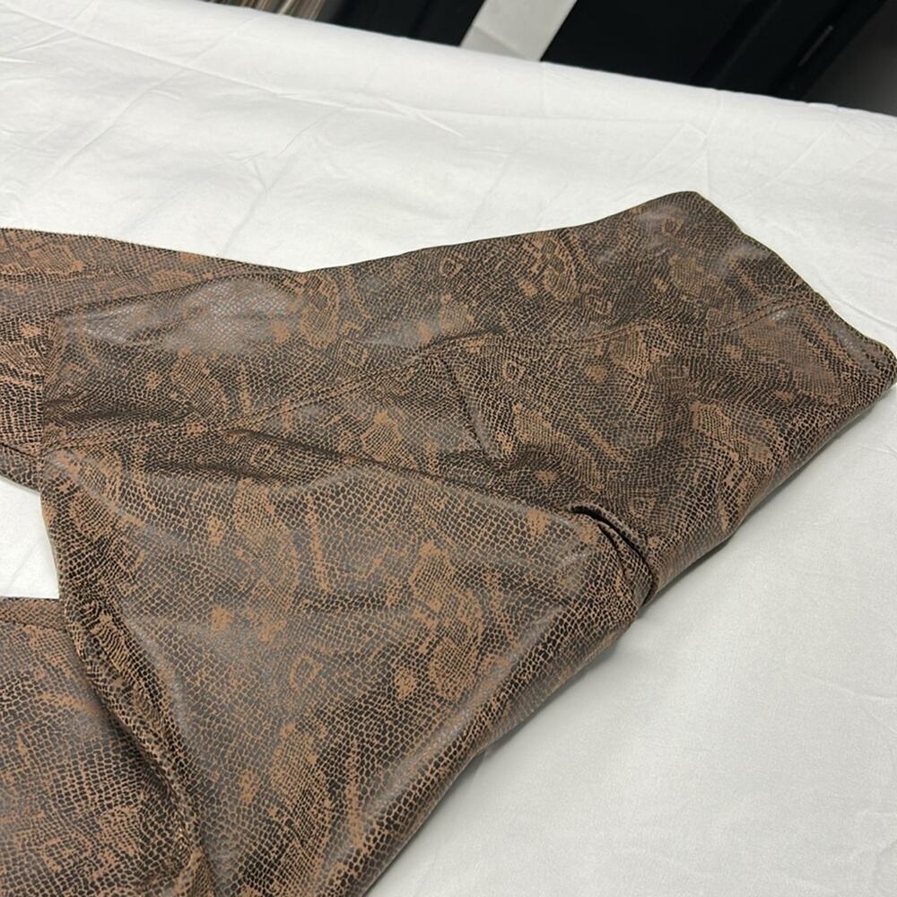 21 Saints Brown Snake Print Faux Leather Leggings Women’s Size Medium - Picture 7 of 10
